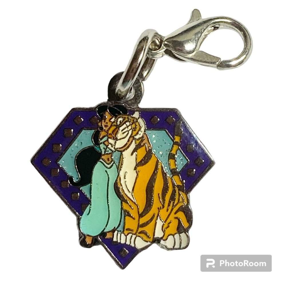 Vintage Disney Princess Jasmine Rajah Clip On Charm Aladdin Zipper Pull Tiger